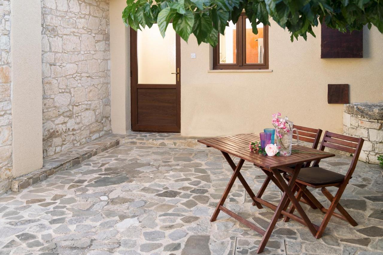 Salamiou Stone House Villa Пафос Екстериор снимка